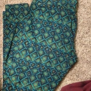 Leggings bundle any 3 for $18